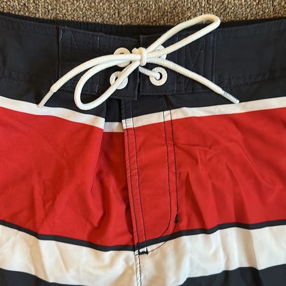 Hollister Swim Shorts - Picture 4 of 7